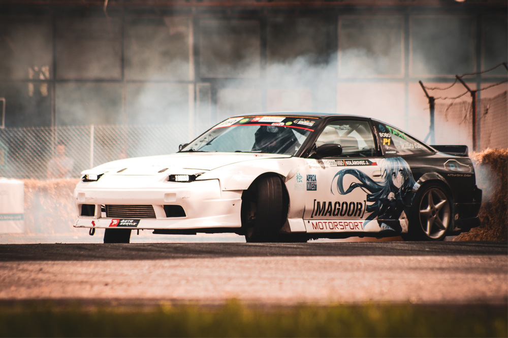 Nissan 200SX S13 v driftu
